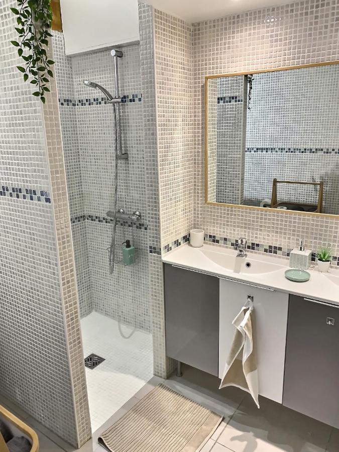 Un Cocon Pour 2 Ou 4 - Merignac -Jacuzzi - Netflix - Tram A 아파트 외부 사진